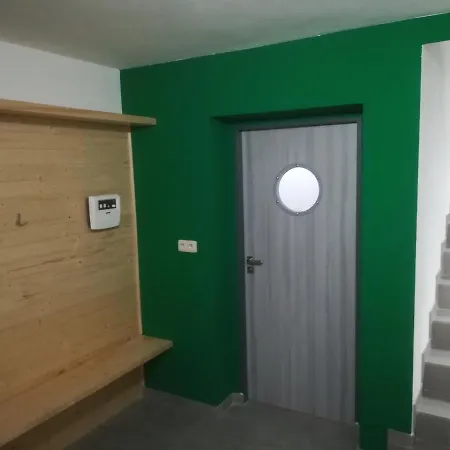 Zeleny Jelen - Horsky Apartman Stachy